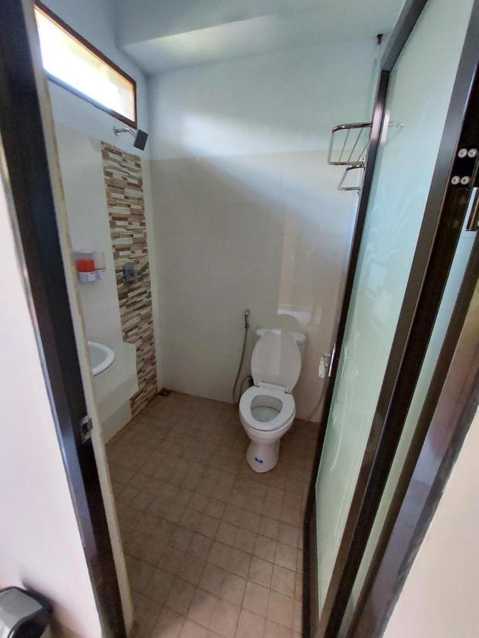 Oasis Hotel Ampana Екстер'єр фото